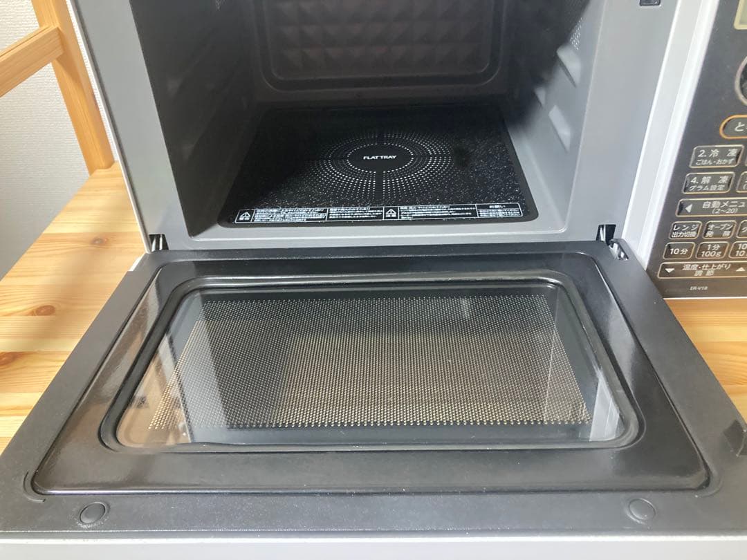 ☆ 良品！！ 2022年製 東芝 オーブンレンジ ER-V18 TOSHIBA