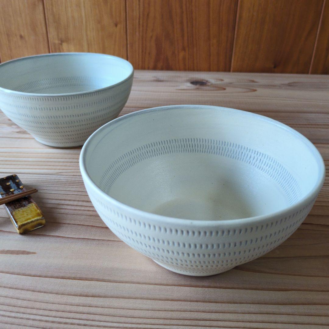 もももここです。小石原焼 丼ぶり 深鉢 ボウル うどん鉢 とびかんな 民藝