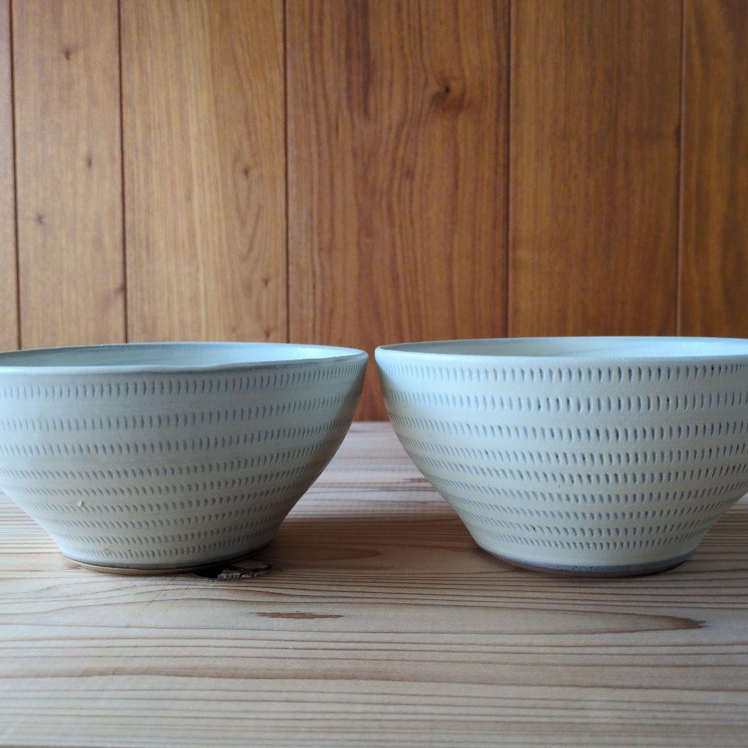 もももここです。小石原焼 丼ぶり 深鉢 ボウル うどん鉢 とびかんな 民藝