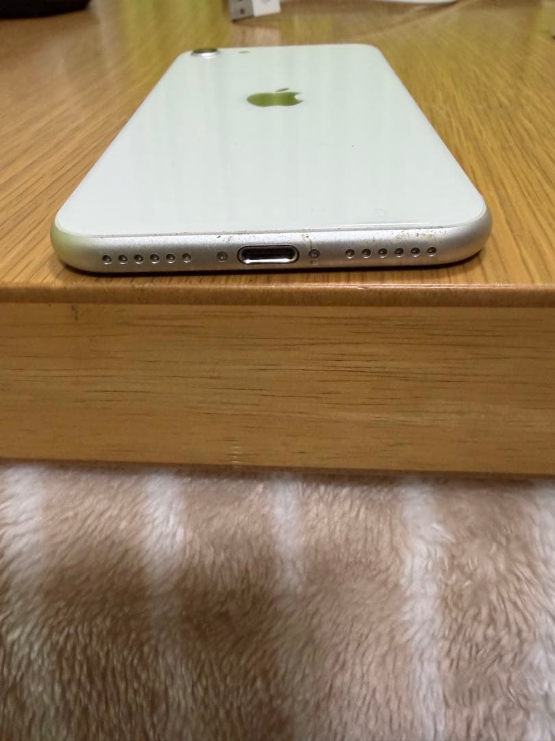 iPhonese第3世代