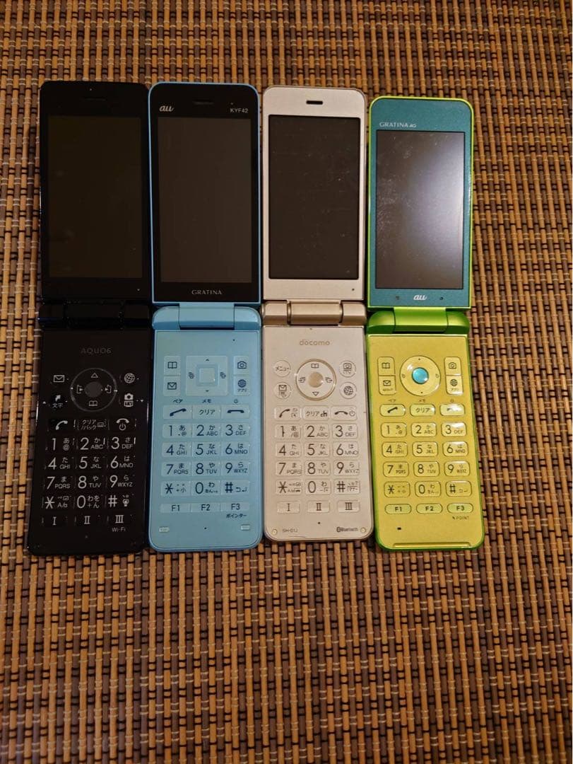 ガラケー4台