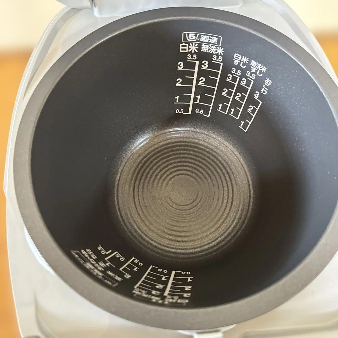 TOSHIBA 炊飯器 シルバー　3.5合　RC-6XG