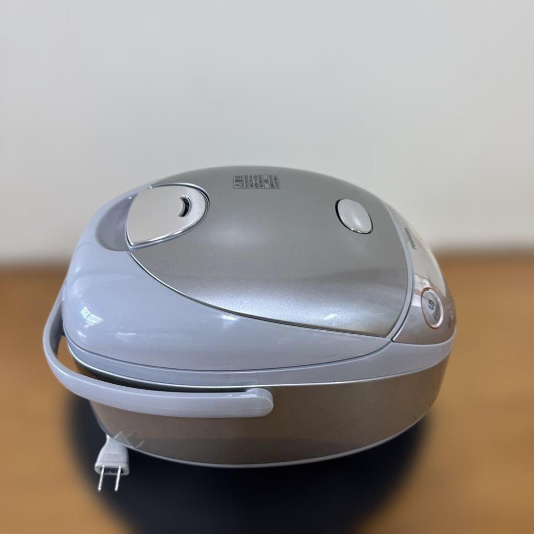 TOSHIBA 炊飯器 シルバー　3.5合　RC-6XG