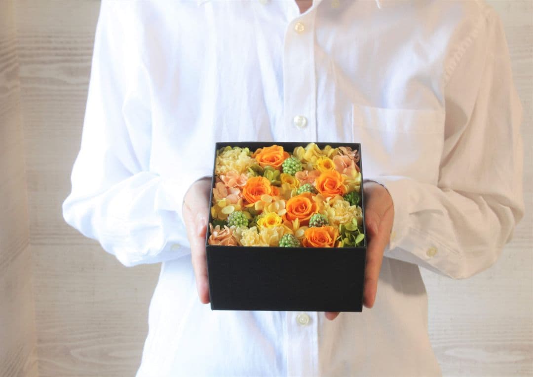 【送料無料】プリザーブドフラワーボックス(M)  sun  yellow