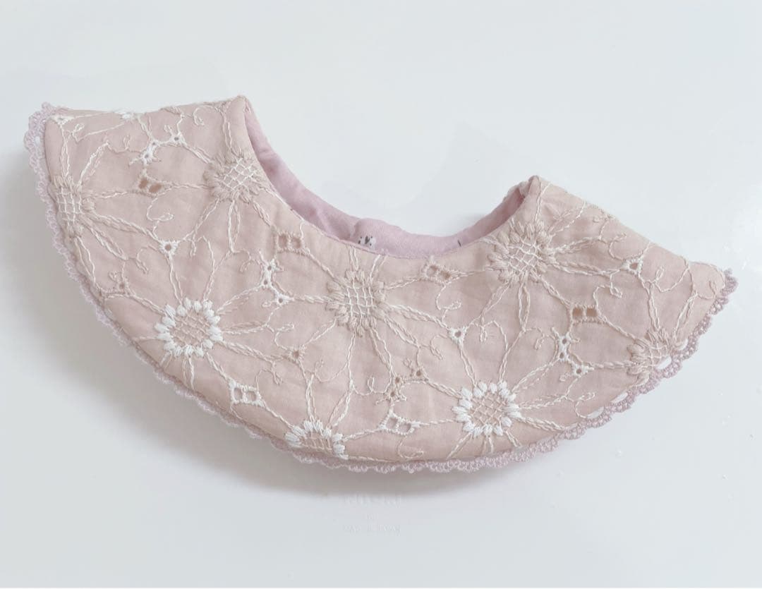 ハンドメイドスタイ　スクエアフリルスタイ　Miso様