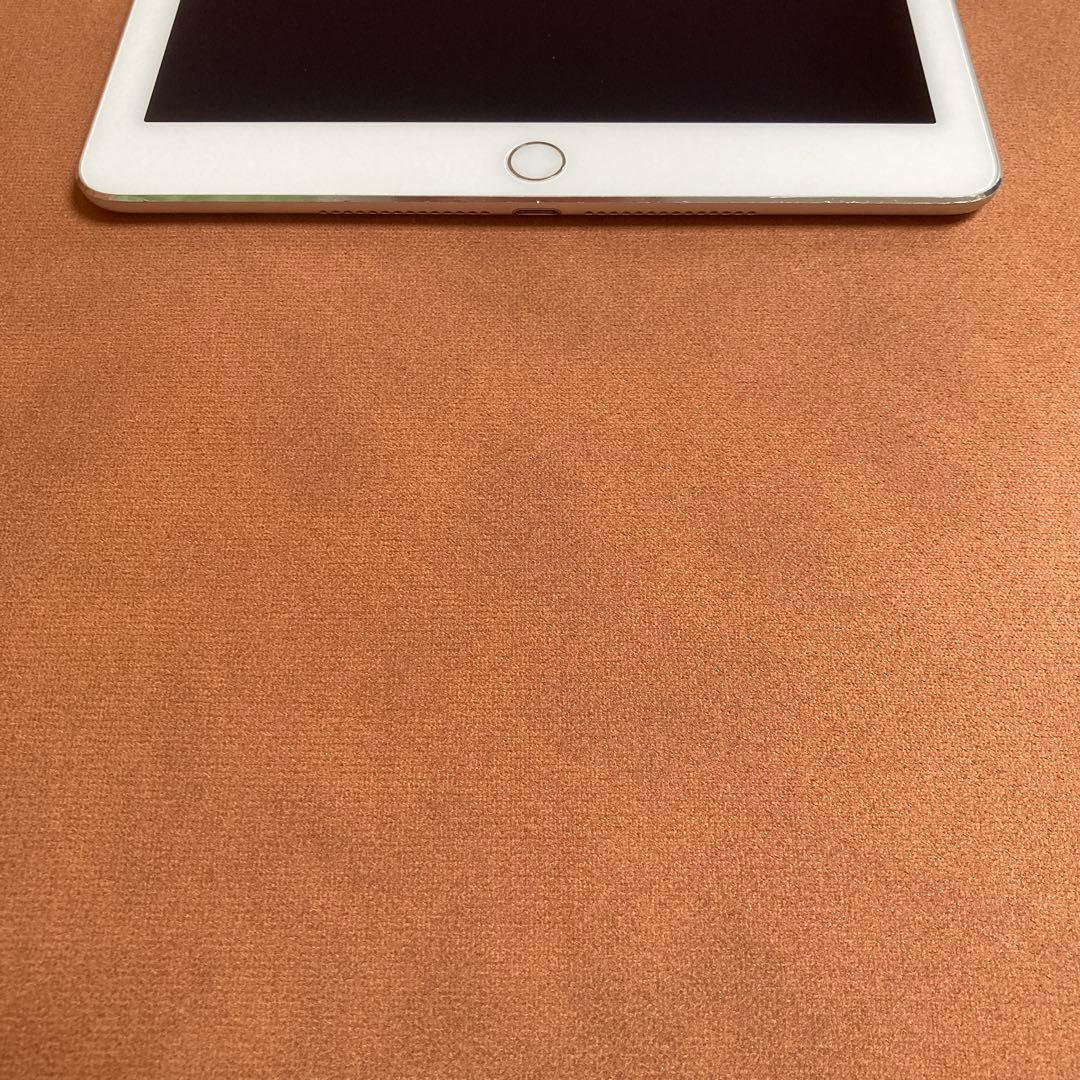 945 電池最良好☆iPad Air2 第2世代 16GB WIFIモデル☆