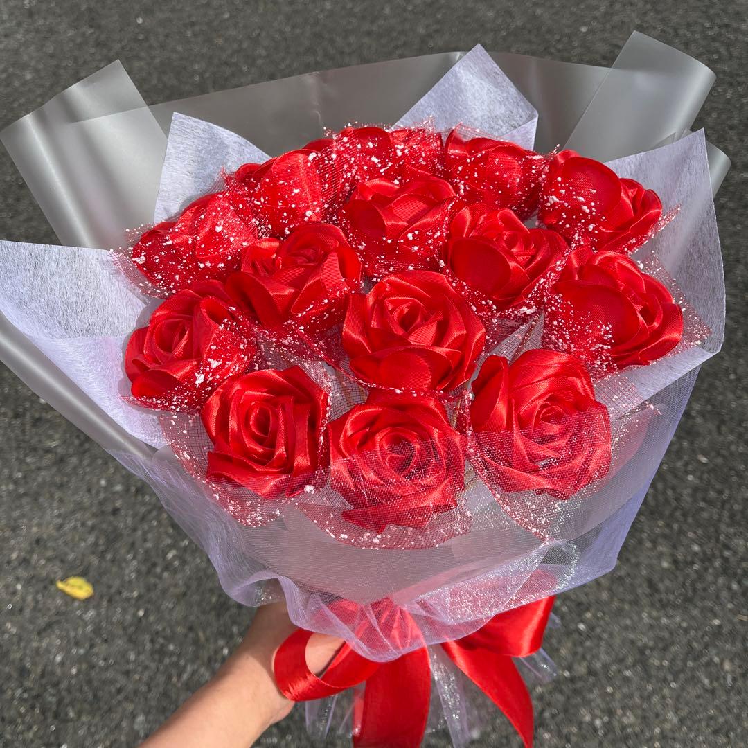 14本赤い薔薇ブーケ　アートフラワー プレゼント お祝い 枯れない花 特別な人へ