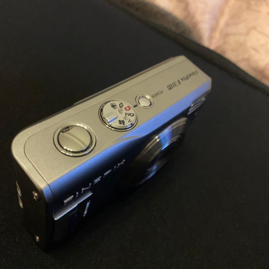 名機　FUJIFILM FinePix F31fd美品　xdカード付　完動品