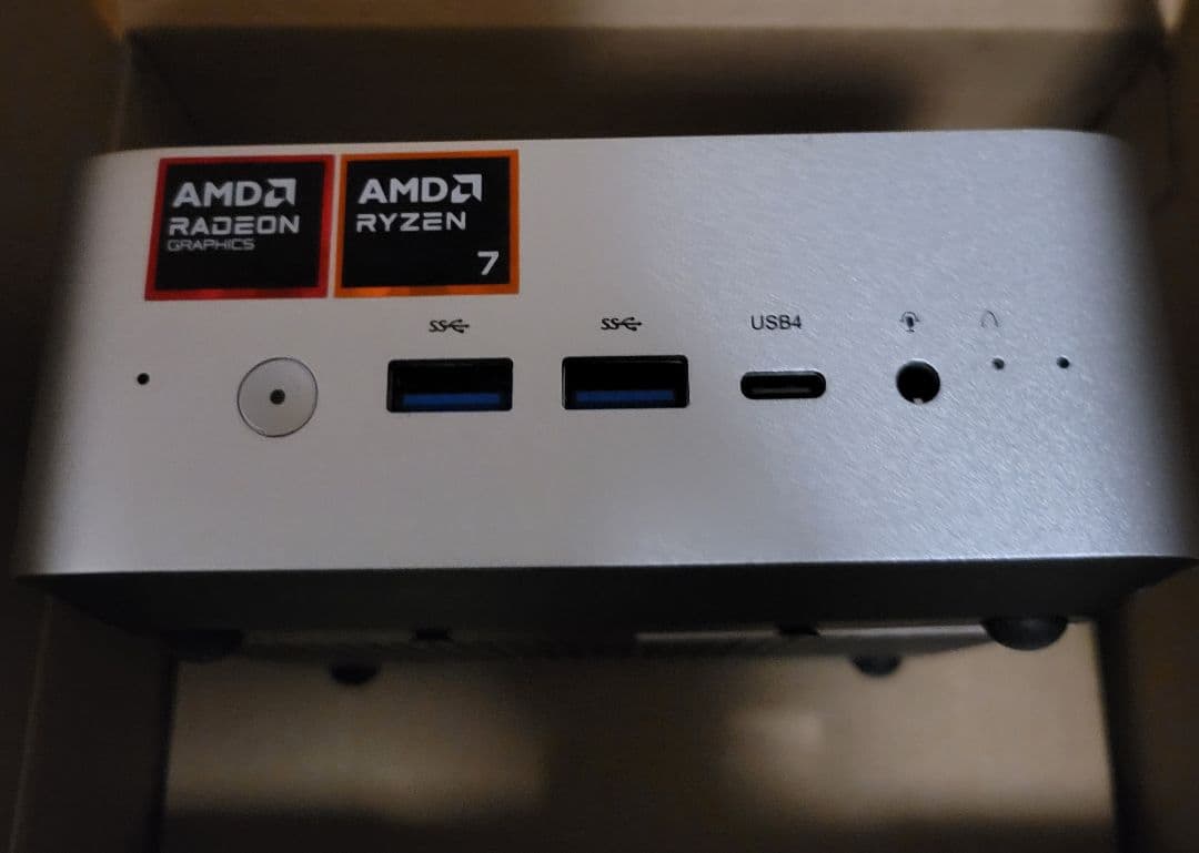 MINISFORUM AMD Ryzen 7 ミニPC