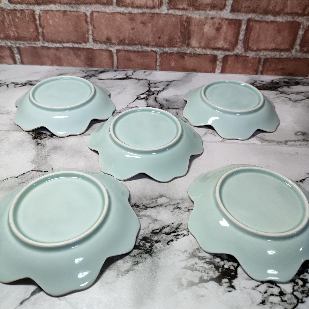 有田焼  古伊万里 フリーカップ＆ソーサー 絵変わり 花型 金彩 ５客セット