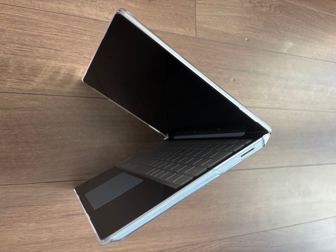 くりまんじゅうSurface Laptop Go 3