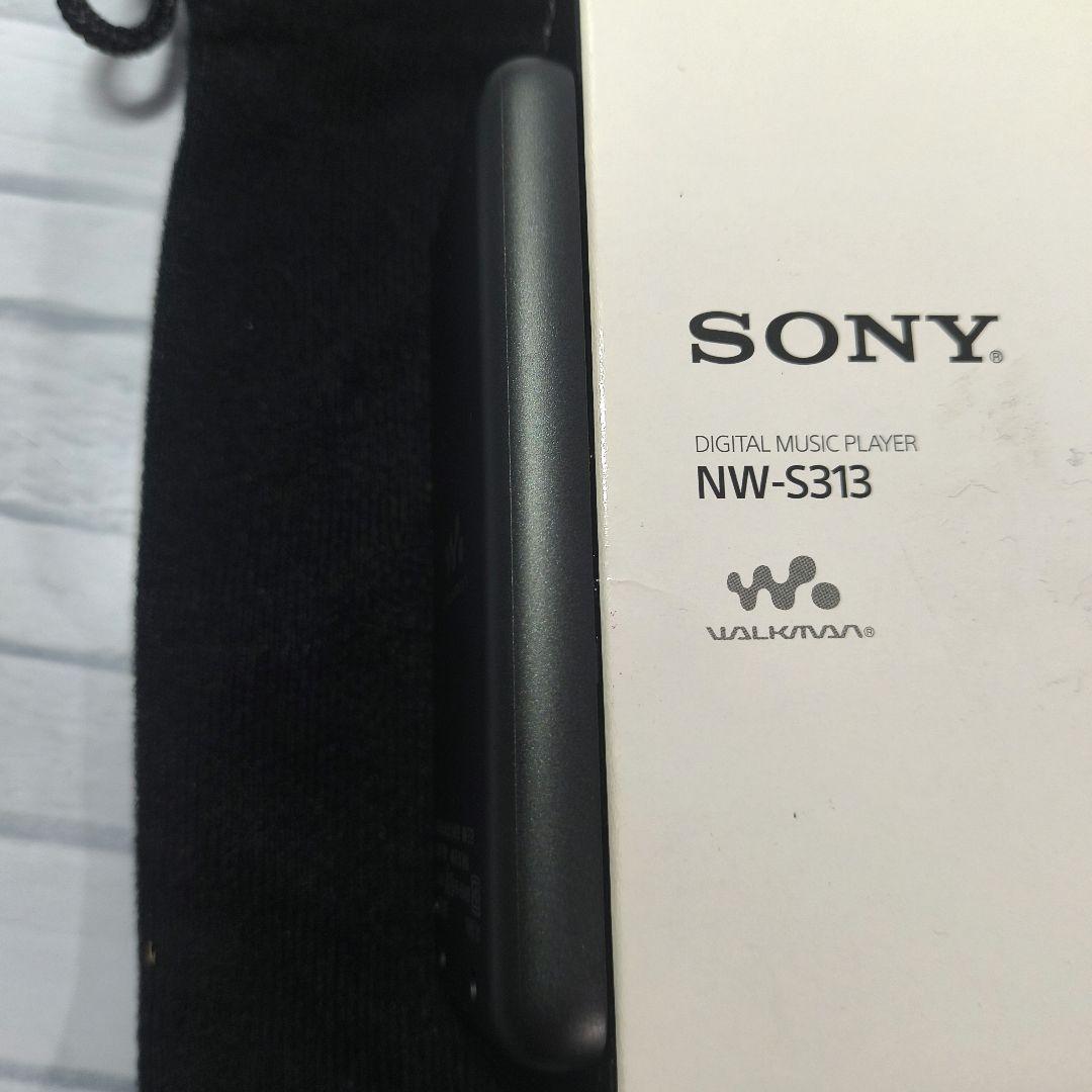 美品　SONY NW-S313 ソニーウォークマン4GB　ブラック　動品