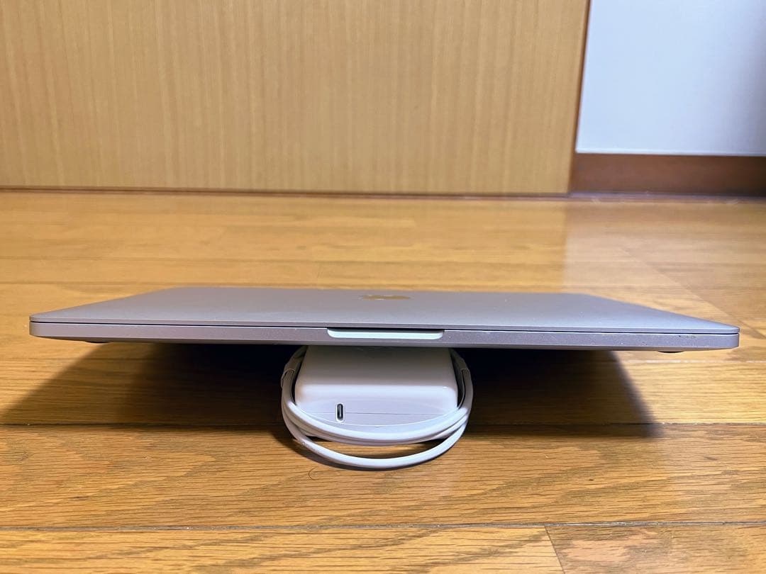 MacBook Pro 13インチ M2チップ SSD 512GB