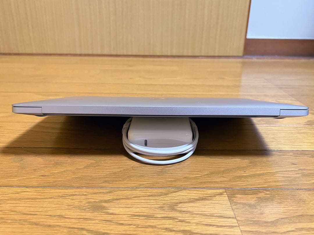 MacBook Pro 13インチ M2チップ SSD 512GB