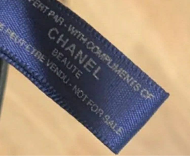 CHANEL シャネル ノベルティ ショルダーバッグ・中古