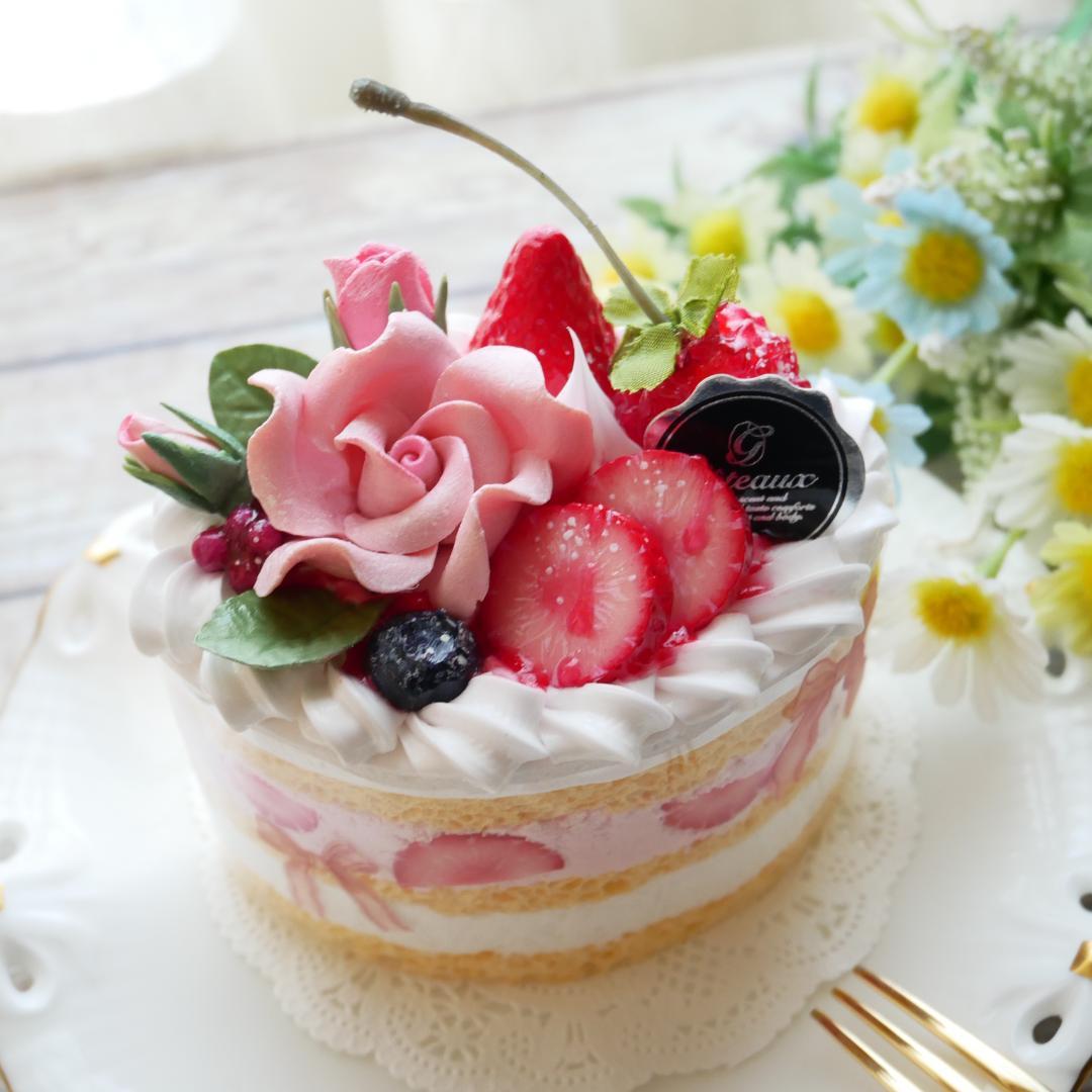 ◆フェイクスイーツ◆華やかローズ♬オーバル型♪苺のショートケーキ◆リアルサイズ◆