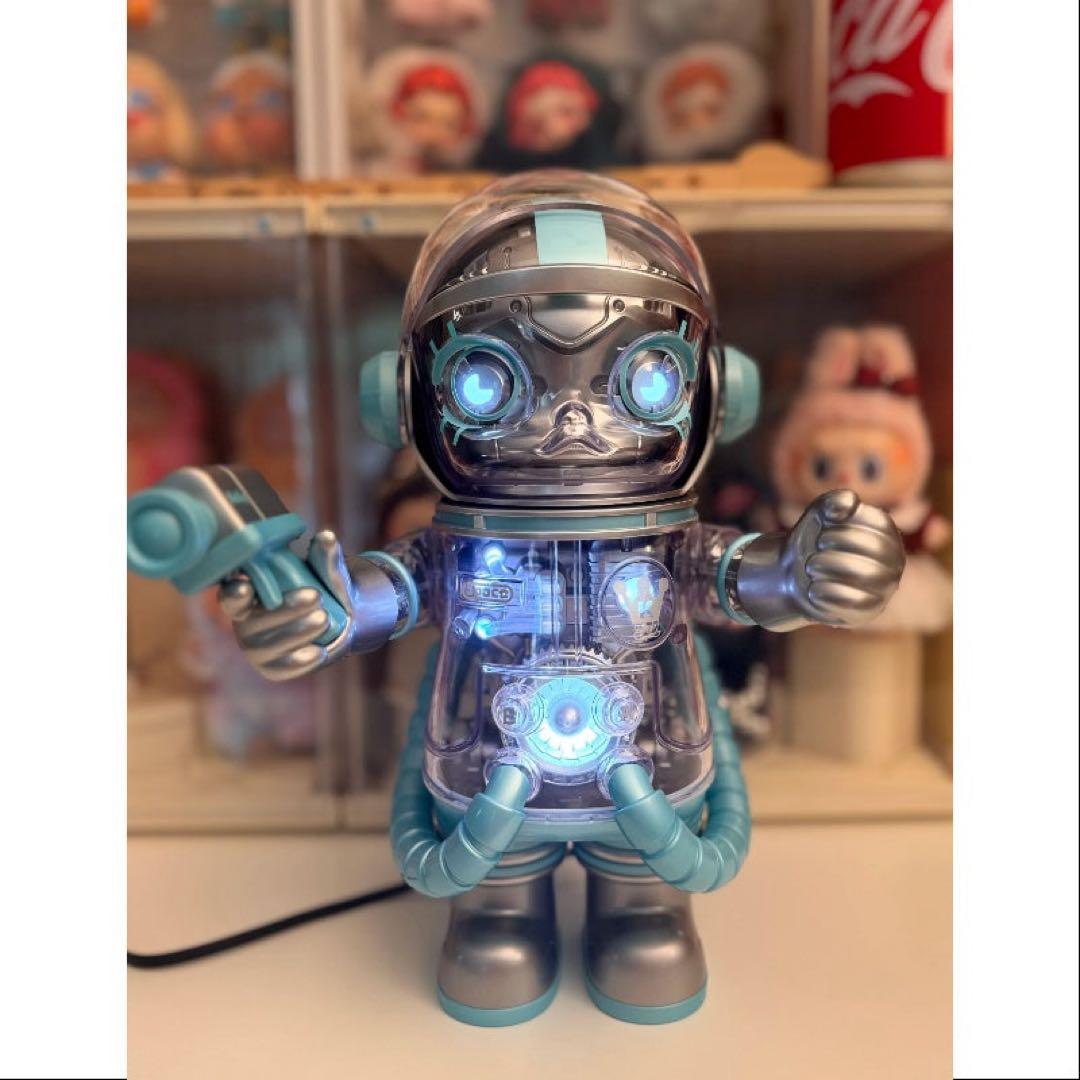 POPMART MEGA SPACE MOLLY 400% エンジン