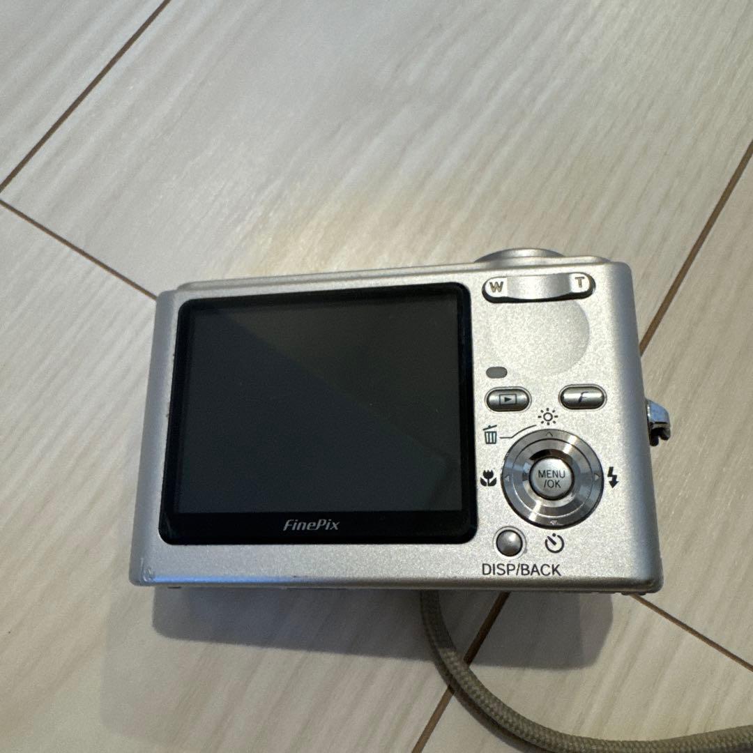 デジタルカメラ FUJIFILM FinePix F10