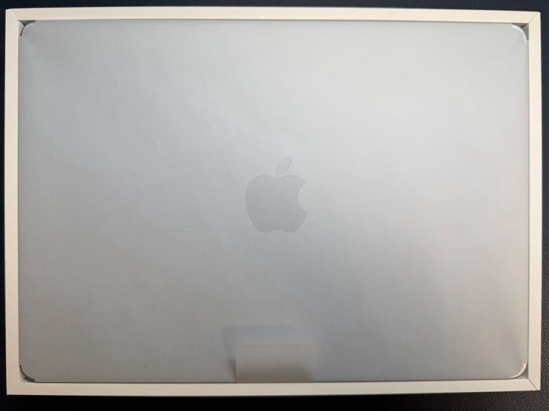 Apple MacBook Air M4 メモリ24g 充放電回数28