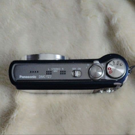 水中カメラセット　①LUMIX DMC-TZ7-A ②マリンケース DMW-MC