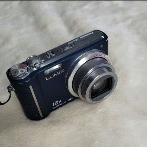 水中カメラセット　①LUMIX DMC-TZ7-A ②マリンケース DMW-MC