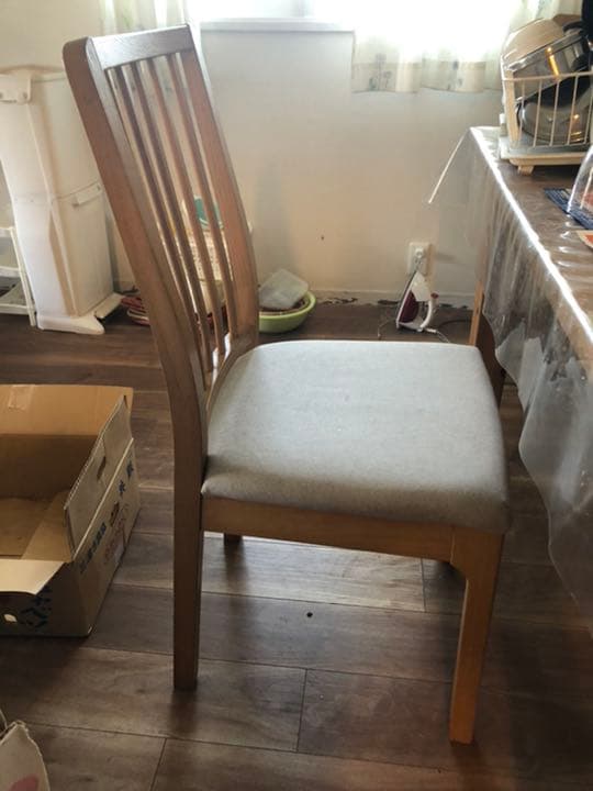 ダイニングテーブル