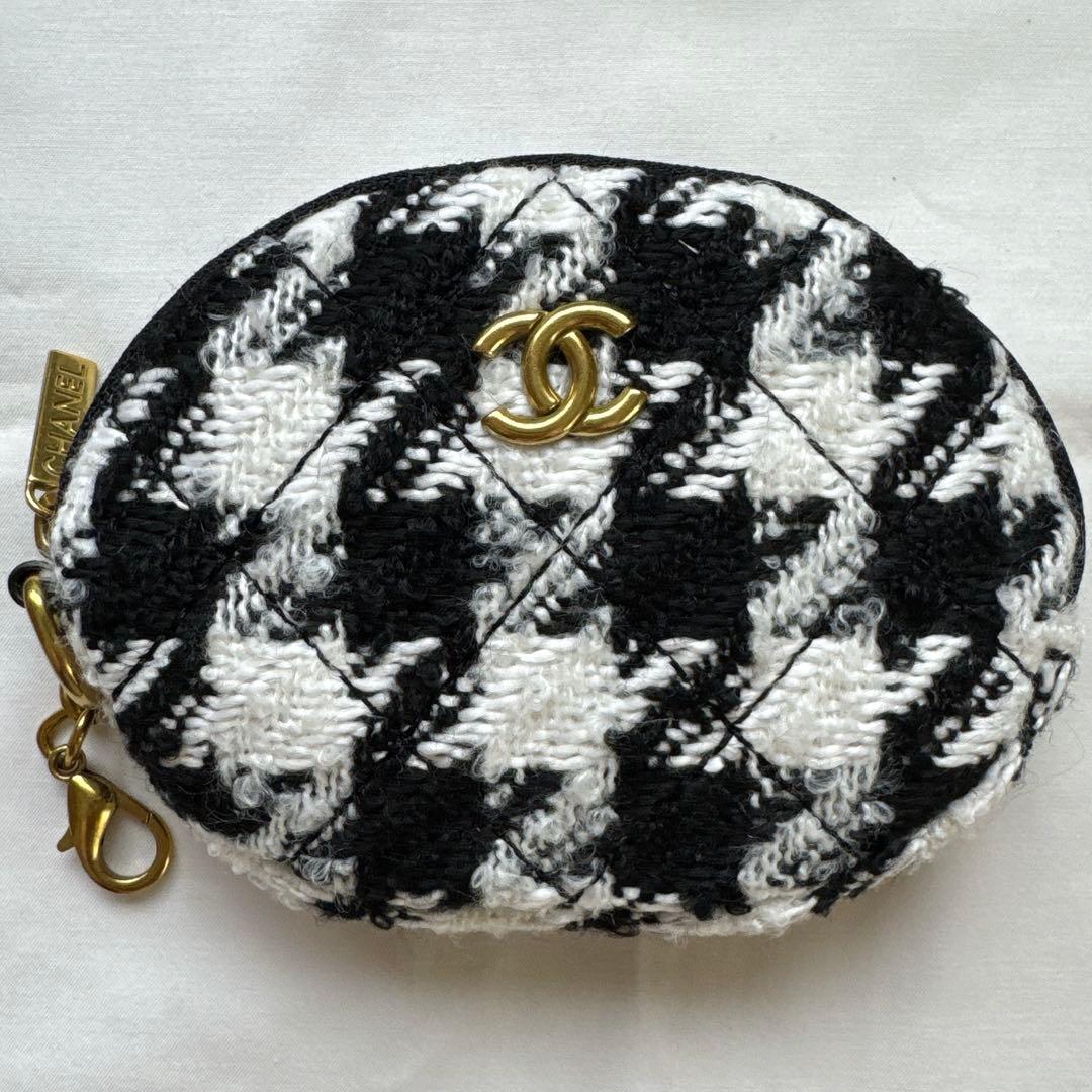 CHANEL 海外VIP 顧客限定 ノベルティ スマホポーチ ショルダーバッグ