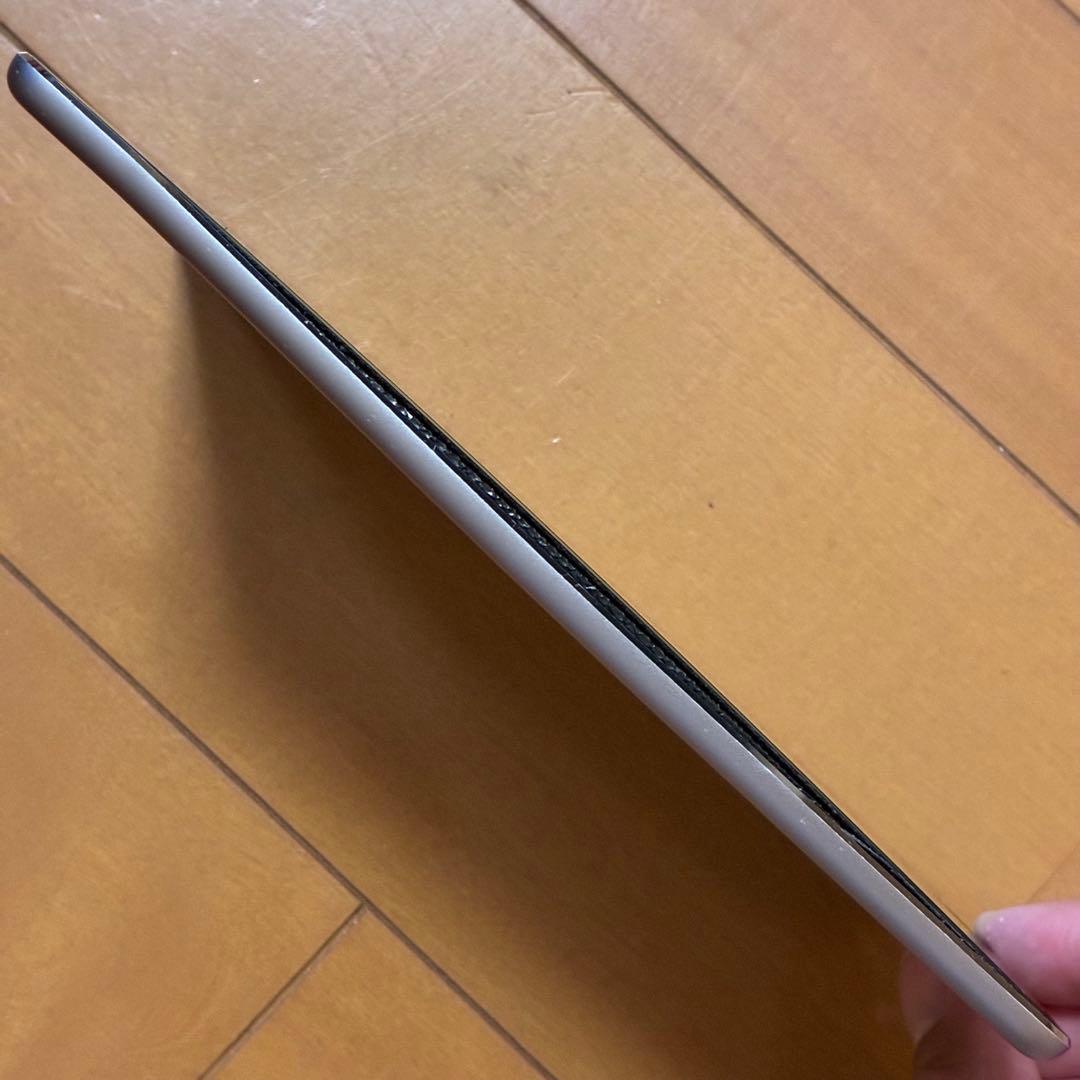 Apple iPad mini4 第4世代 64GB Wi-Fiモデル 画面浮き