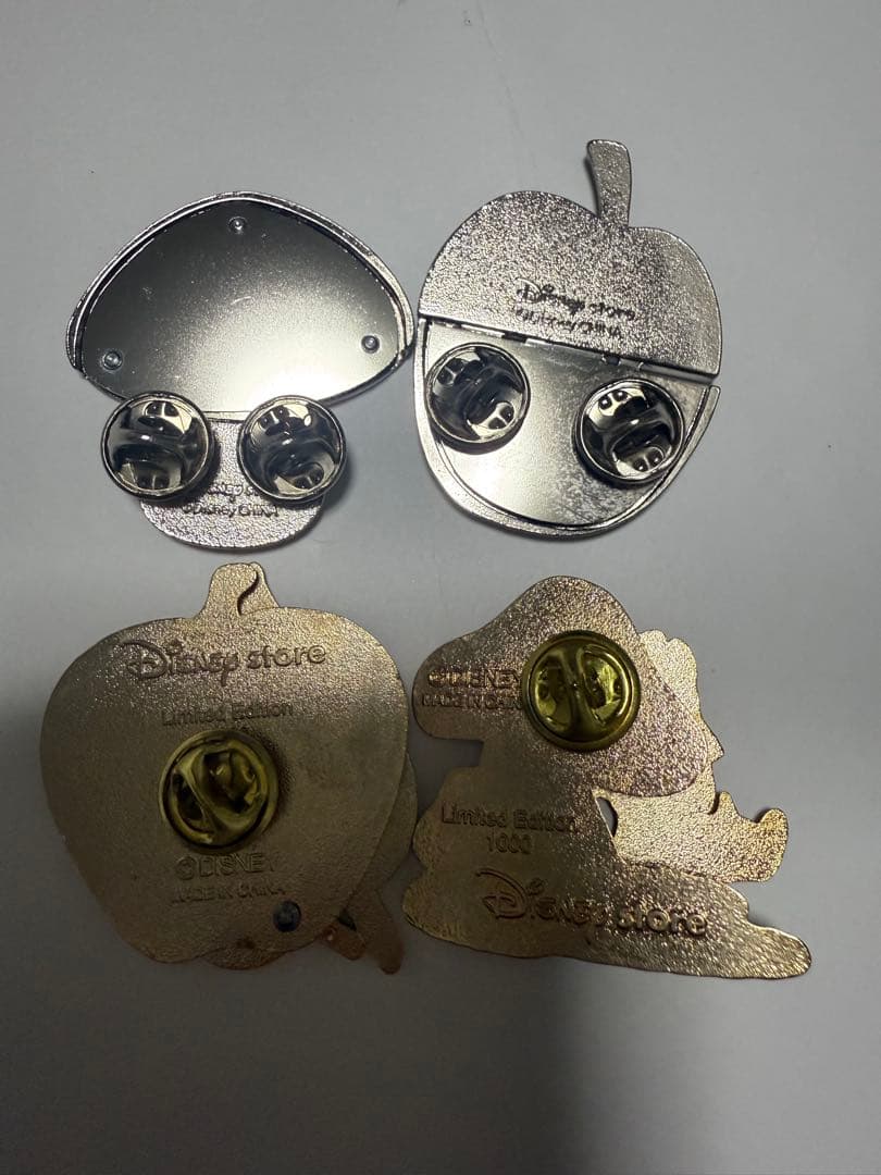 チップとデール ピンバッジ 8個セット　ディズニーストア