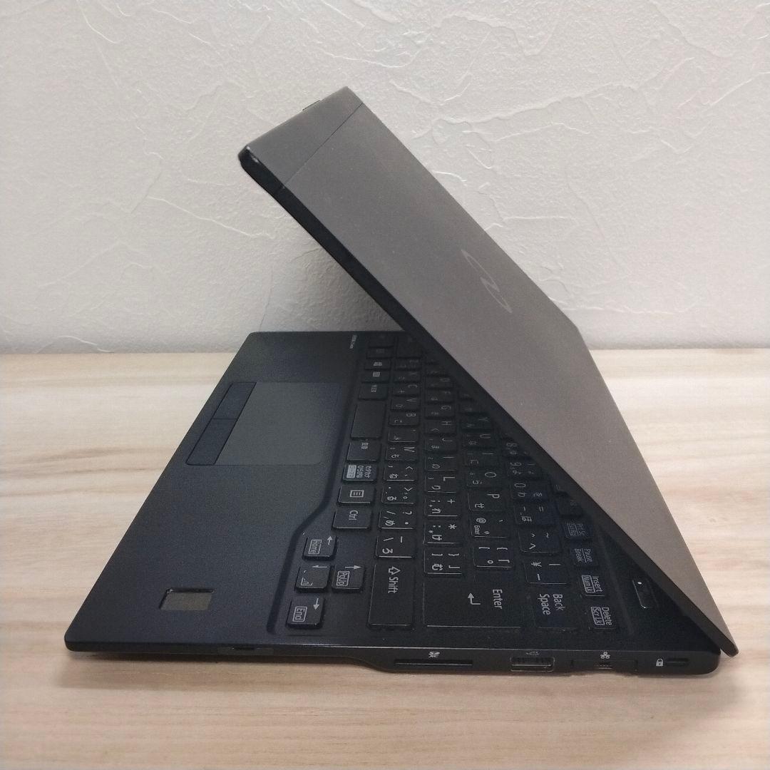 Windowsノート本体 FUJITSU LIFEBOOK U9310/E