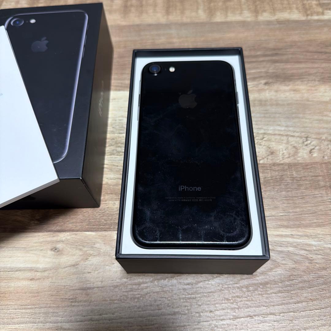 iPhone 7 ジェットブラック　128GB