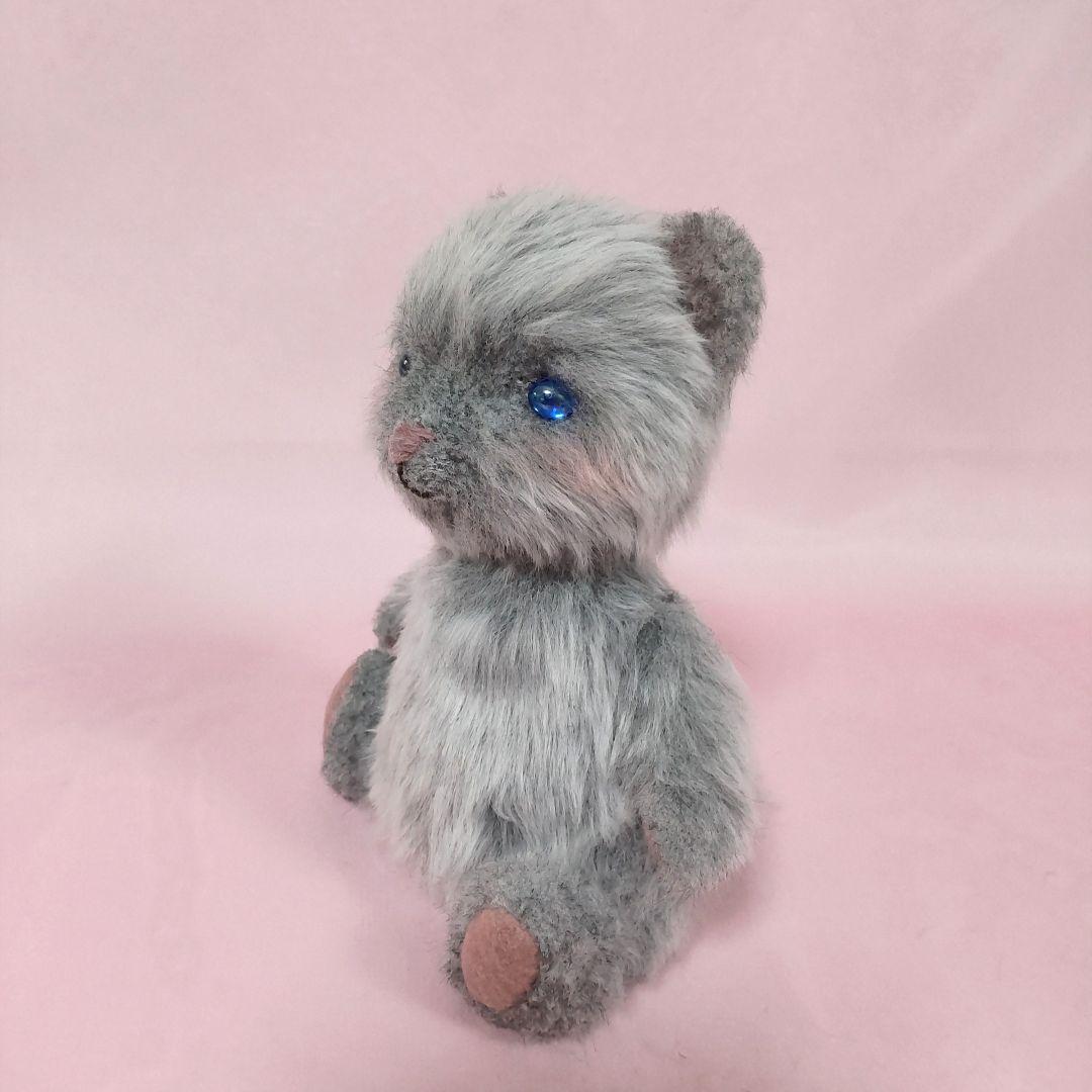 心穏やか❤️シルバーグレーねこさん/首にマフラー ❤ハンドメイド アートドール