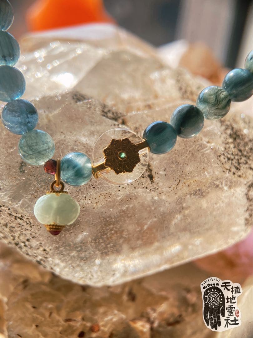 【一点物】青兎毛水晶 | 静かなる深海、響き合う宇宙