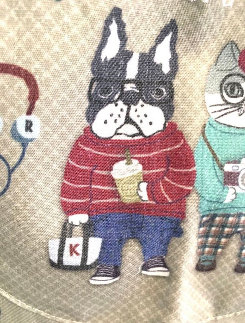保育士エプロン　ネコ　ねこ　猫　イヌ　いぬ　かわいい　クスグル　サイドボタン