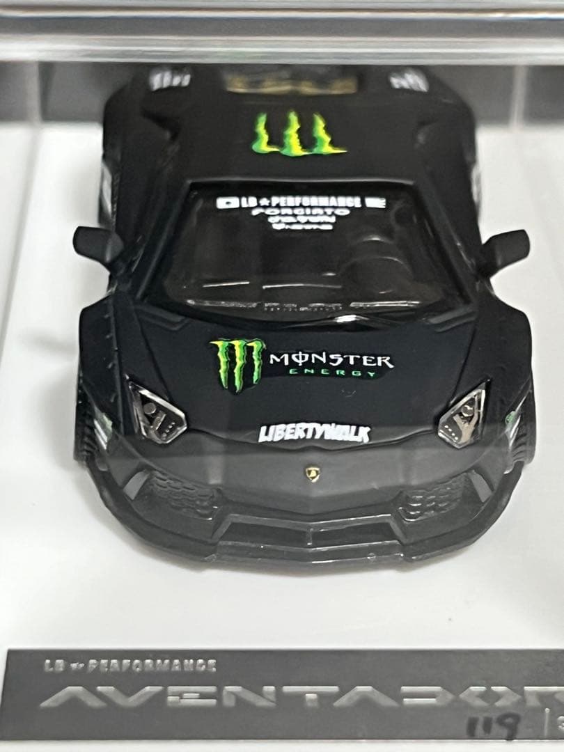 リバティーウォークLB★WORKS ランボルギーニアヴェンタドール.モンスター