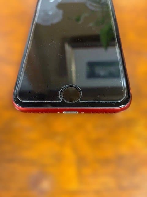 iPhone SE 第２世代　128GB　レッド
