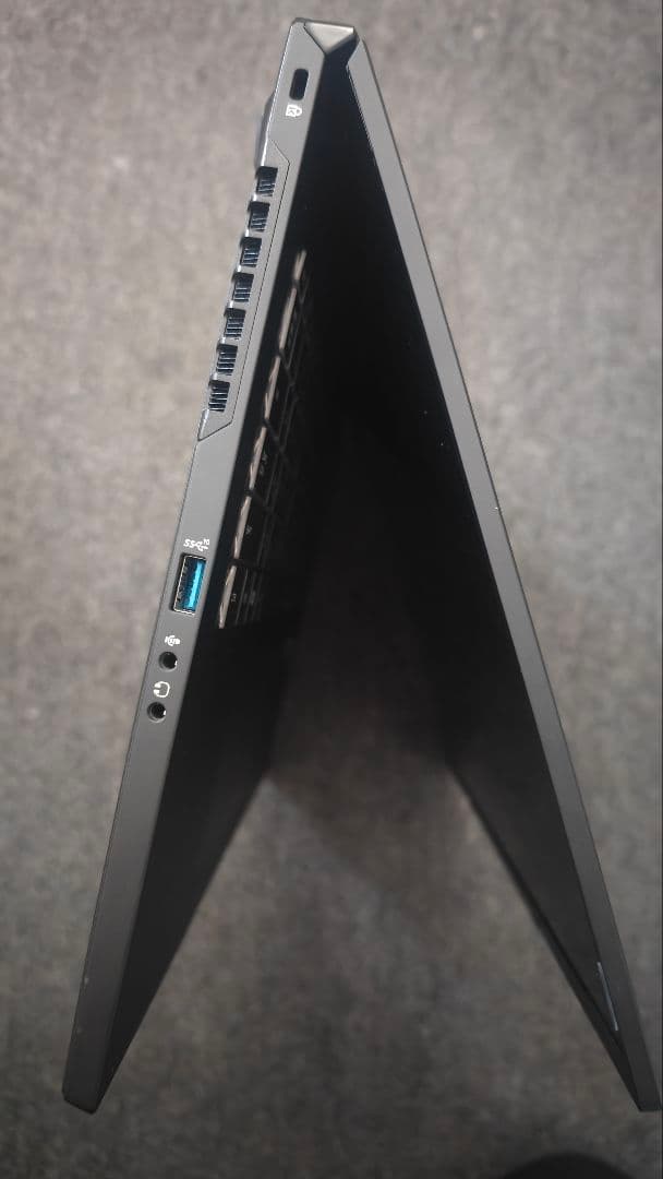 Windowsノート本体 Raytrek R7 i7 17.3\" RTX 3070Ti 32GB/1TB