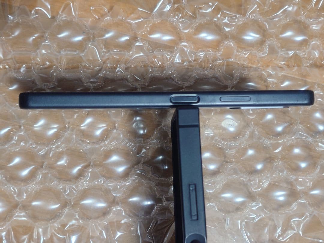 中古品:Xperia10IV 黒 128G カバー有 箱無 SIM解除済