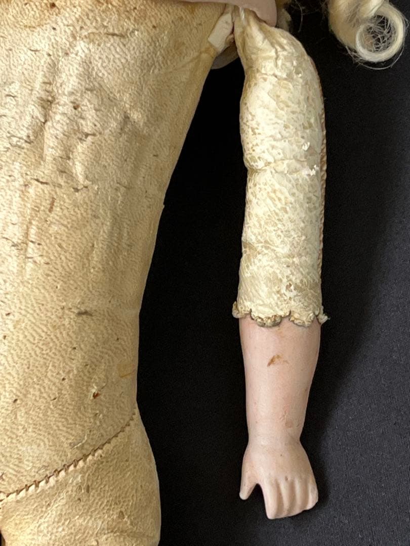 アンティークビスクドール 追加確認画像です