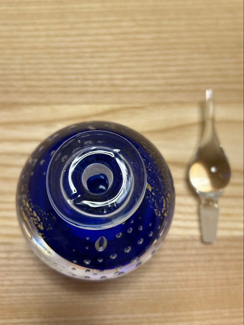 【現在非売品】青いガラス瓶