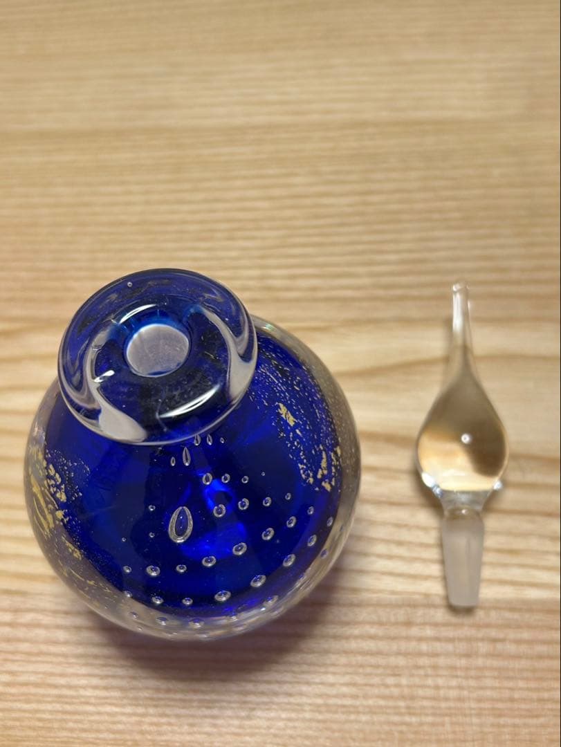 【現在非売品】青いガラス瓶