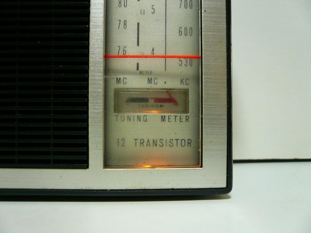 昭和レトロ SONY3バンドラジオ TFM-110F SOLID STATE11