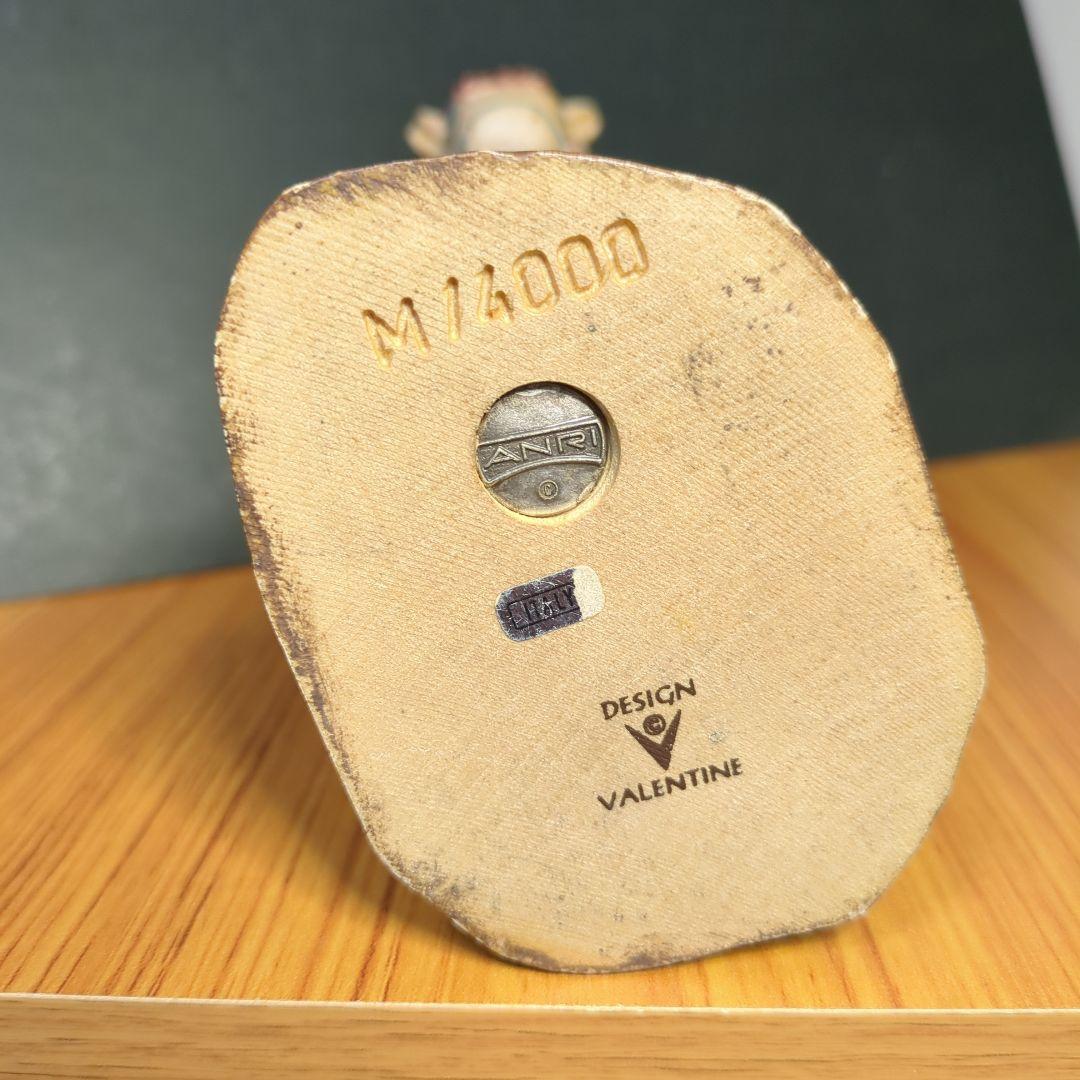 アンリ人形　木彫り人形　タイトル『Giddyap』（ギディアップ）です。