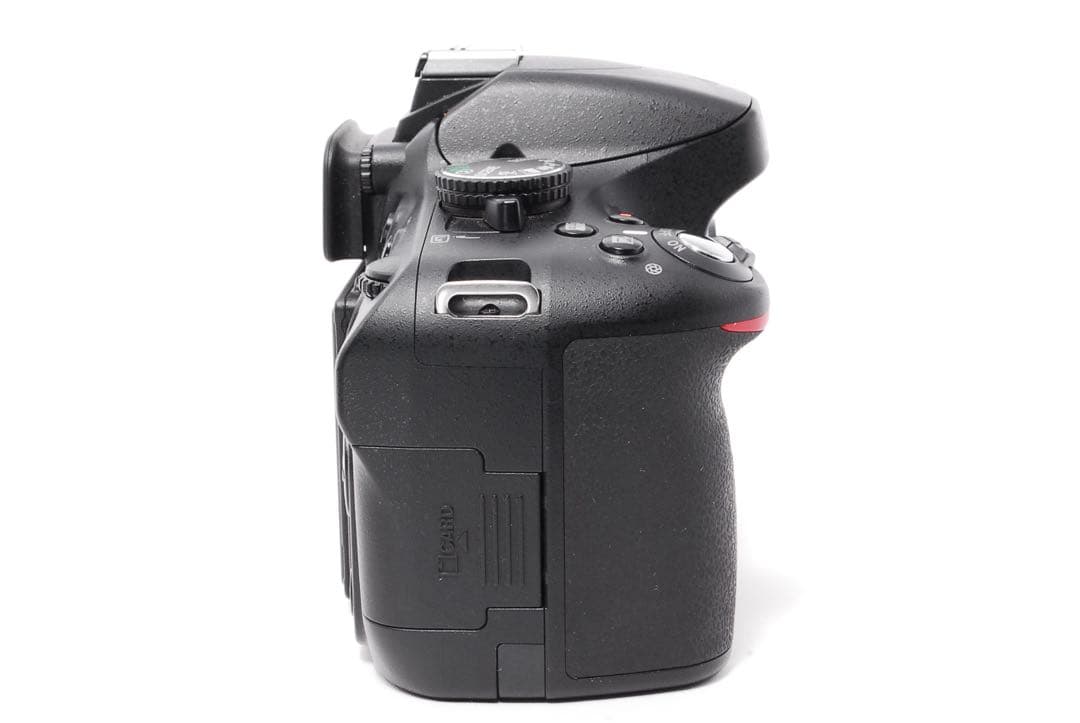 ◆Nikon D5100◆ショット数僅か◆すぐ使える◆一眼レフカメラ◆手ぶれ補正