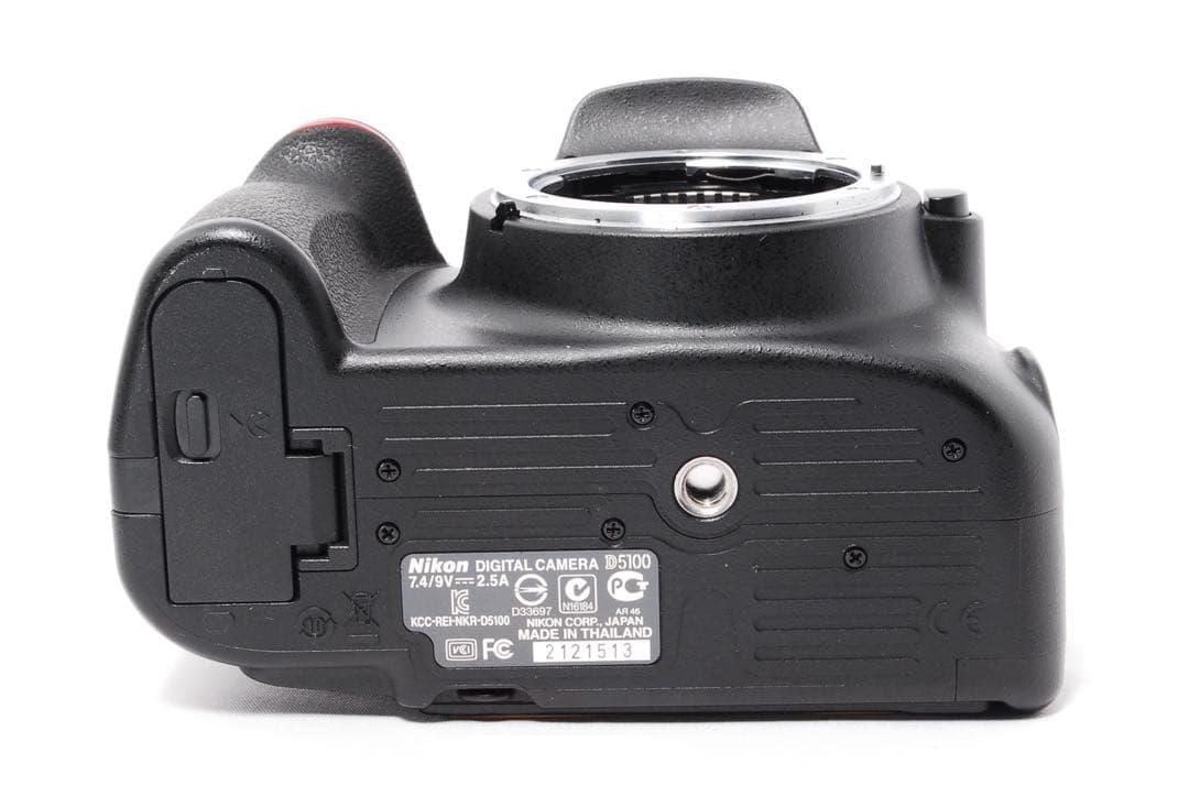 ◆Nikon D5100◆ショット数僅か◆すぐ使える◆一眼レフカメラ◆手ぶれ補正
