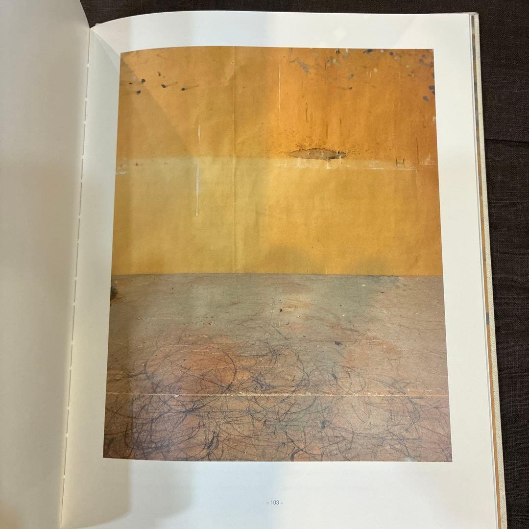 Morandi's Objects モランディ　アート　洋書
