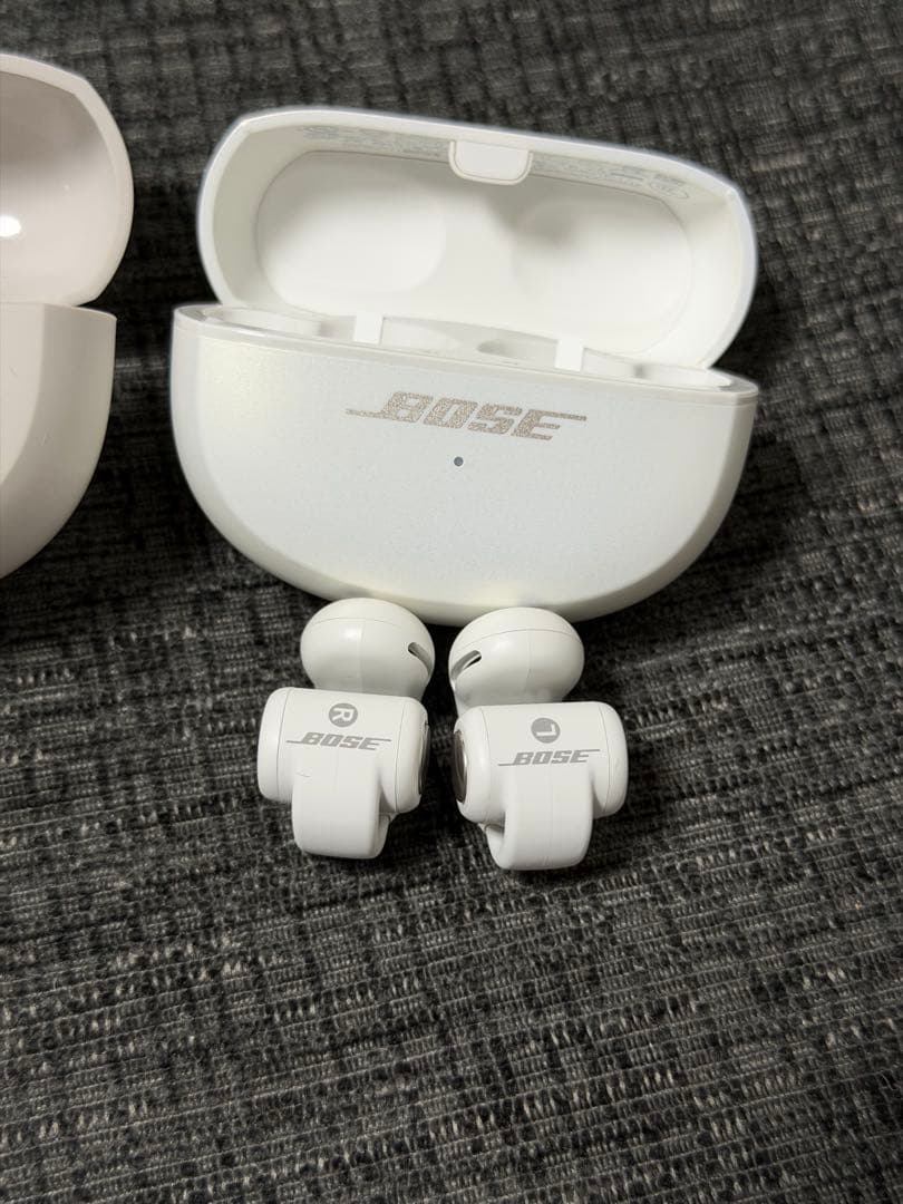 ほぼ新品!!Bose Ultra openワイヤレスイヤホン 本体 ホワイト