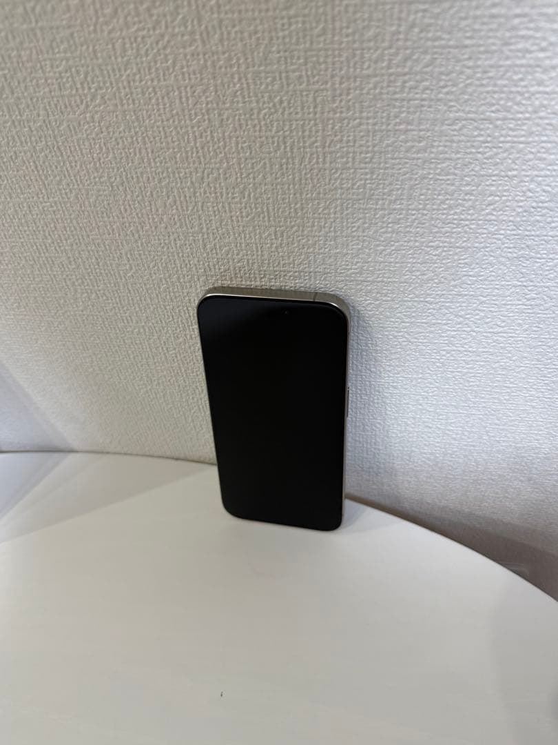Apple iPhone 15 Pro ナチュラルチタニウム 512GB