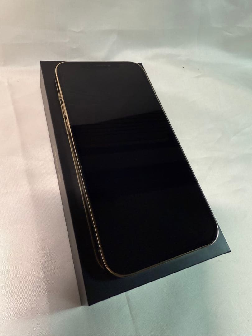 iPhone 12 Pro Max, ゴールド, 256GB, バッテリー交換済