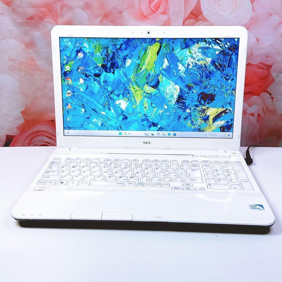 新品SSDで爆速✨ windows11 ノートパソコン✨オフィス カメラ 白